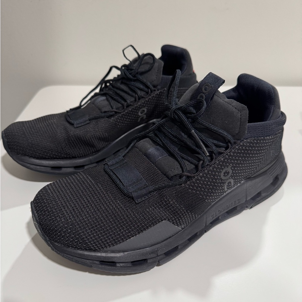 On Cloud Cloudnova Running Shoes Women's Size 9 Black